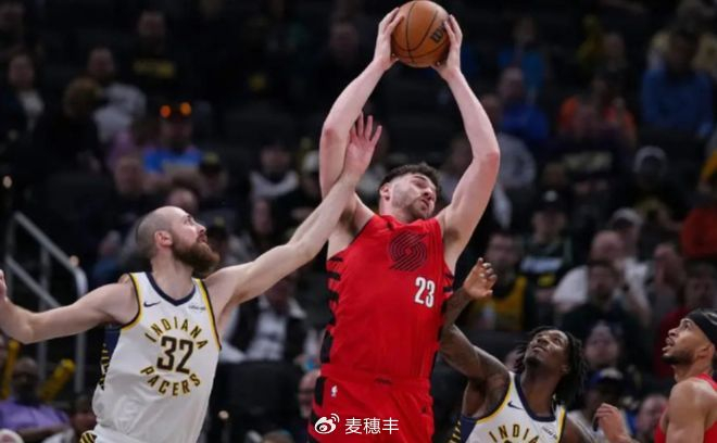 开拓者客场力克步行者 祖巴茨意外受伤退赛