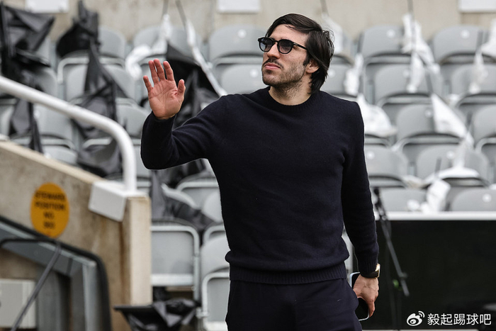 曼联锁定托纳利1亿英镑转会 12名次冲击欧冠资格