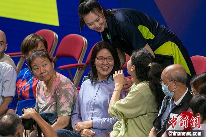 郎平观战 世界女排联赛：中国女排在香港站3-0德