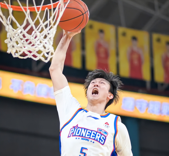 浙商证券男篮季后赛前景扑朔迷离 浙江德比成关